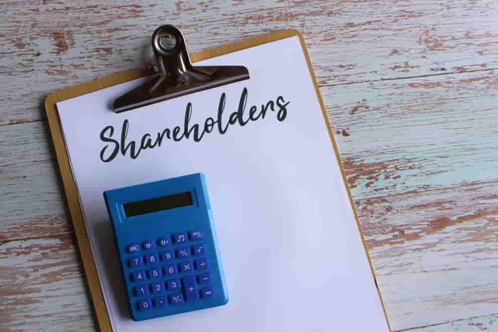 A shareholder document and calculator to finalize the votings