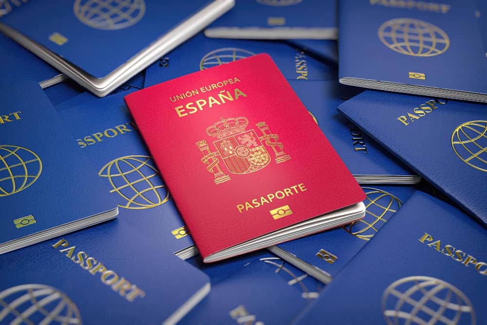 A red spanish passport of a UK national who got spanish citizenship