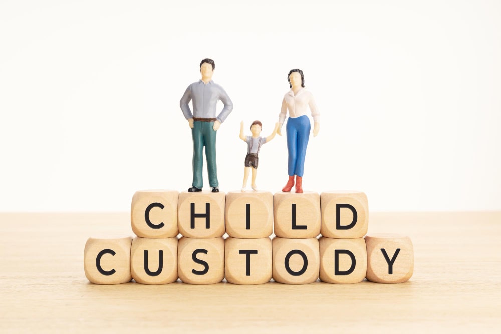 The wooden blocks of "child custody"
