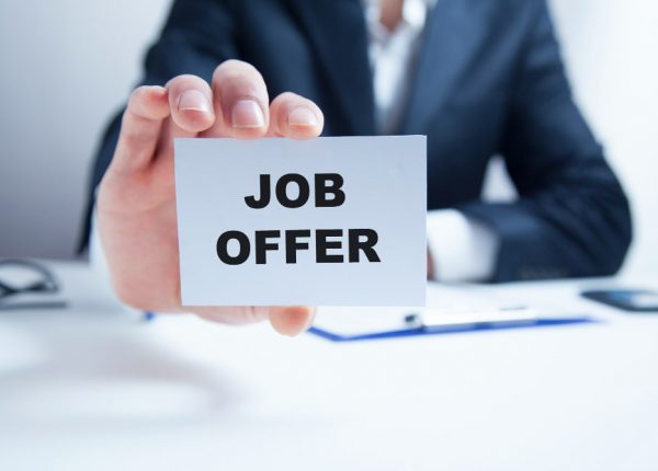 An employer providing a employment offer to a new employee